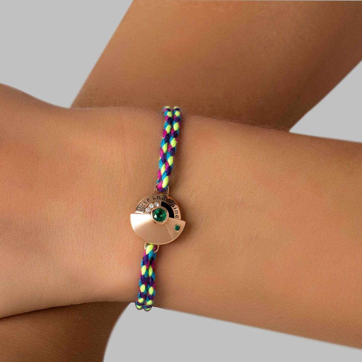 Dial-Up Emerald Thread Bracelet