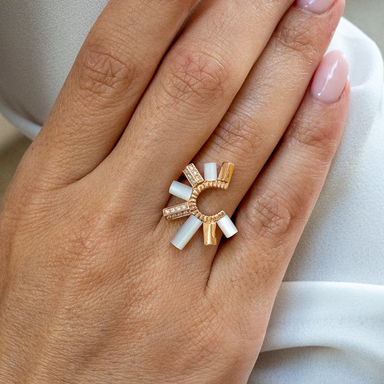 Urban Fan Mother of Pearl Ring