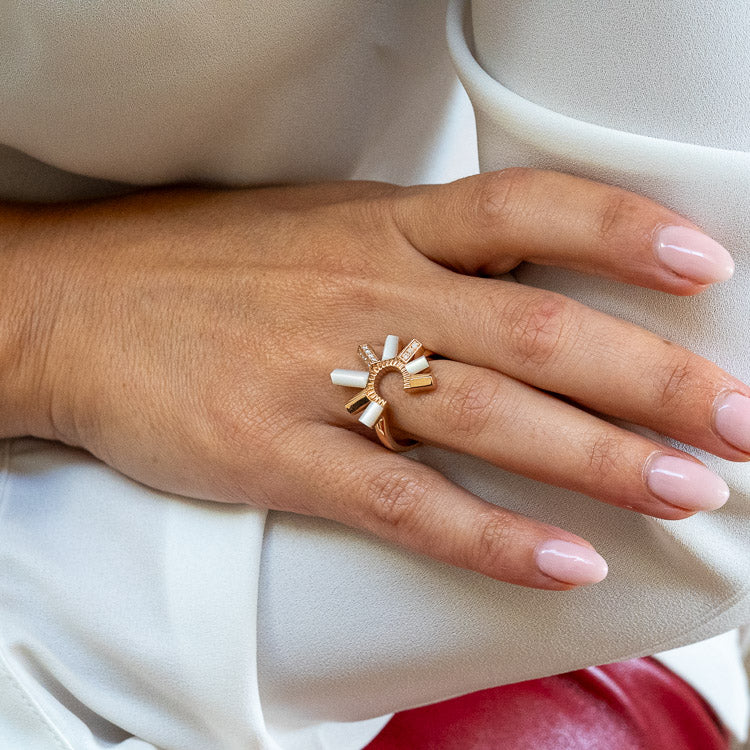 Urban Fan Mother of Pearl Ring